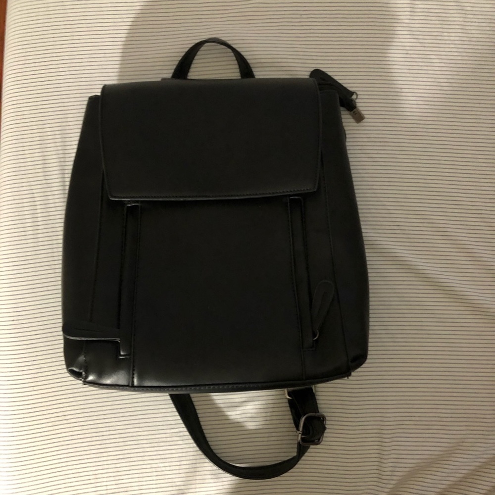 Faux leather convertible bag/ backpack